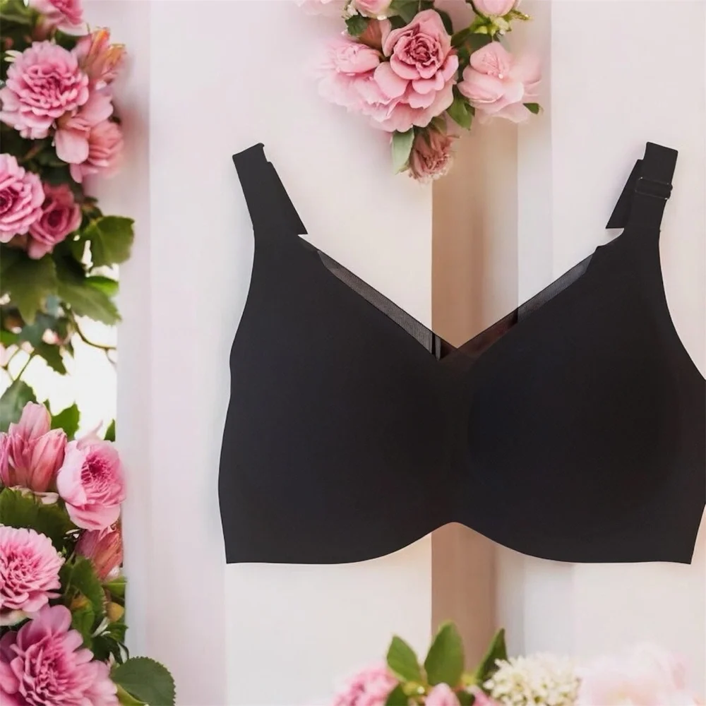 Sleek Black Women's Bra - Picture 2 of 11